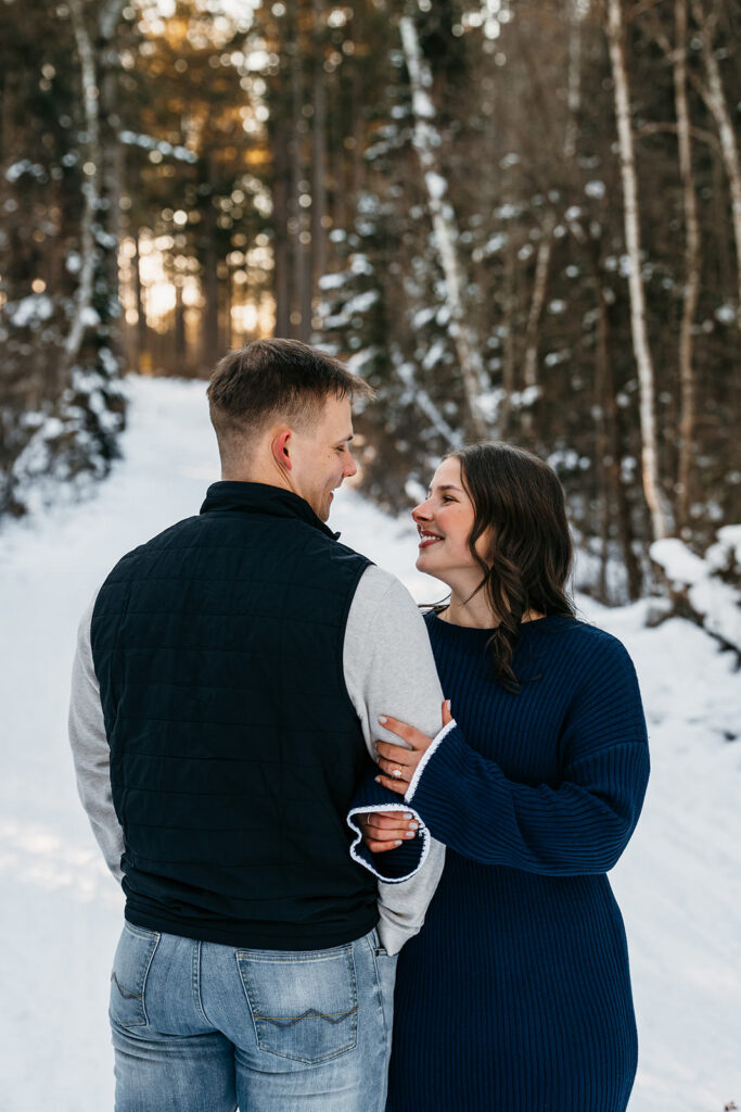 winter duluth engagement photos