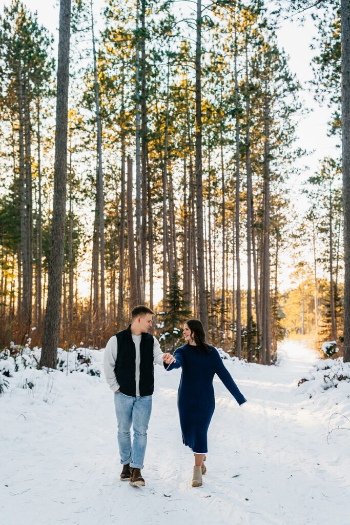 winter duluth engagement photos