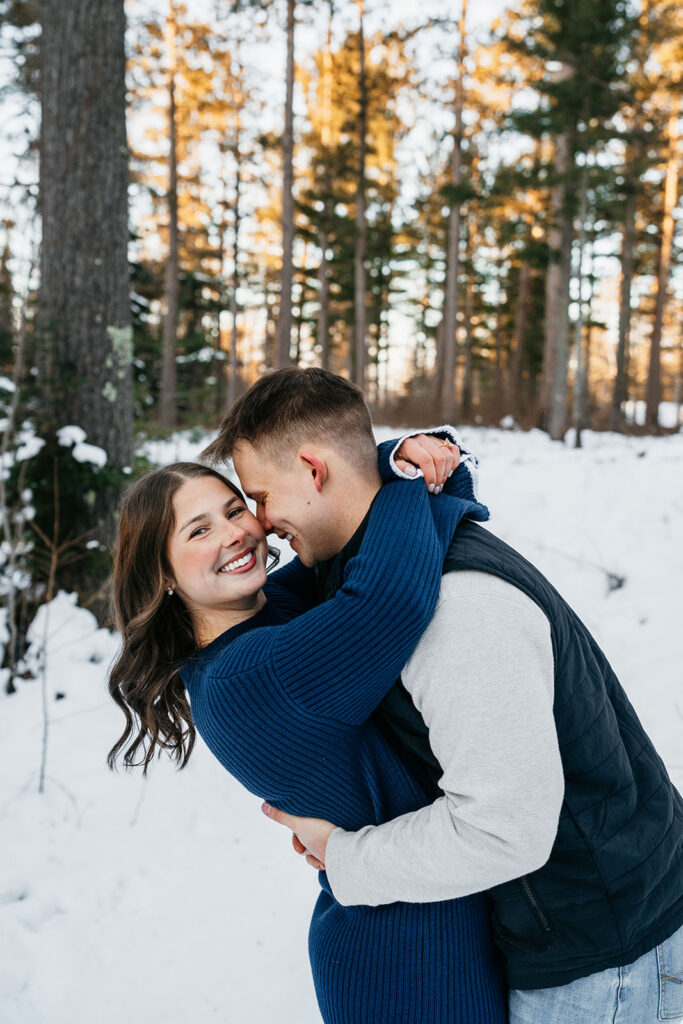 winter duluth engagement photos