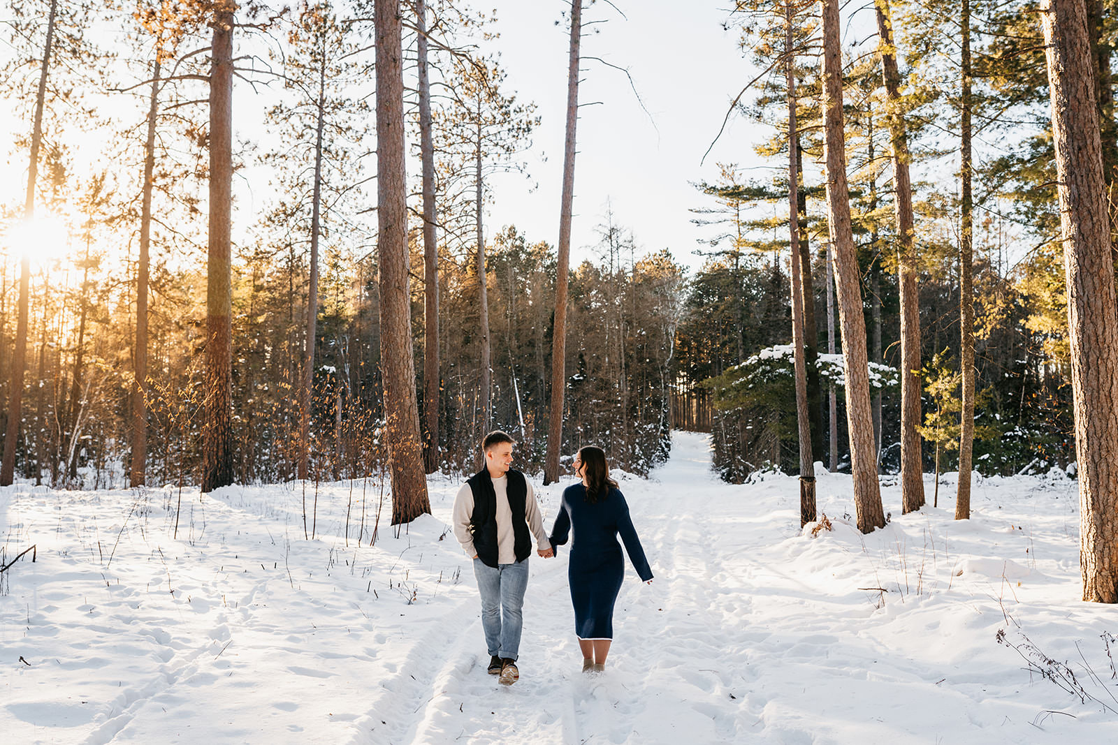 winter duluth engagement photos