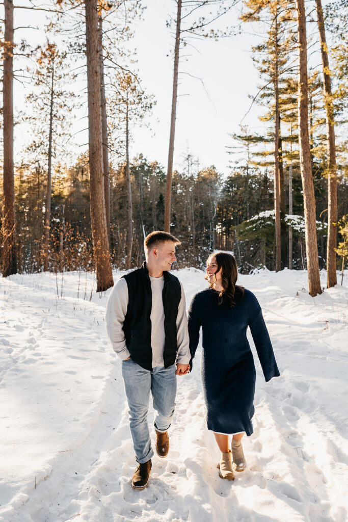winter duluth engagement photos